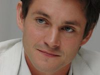 ��� ����� (Hugh Dancy) 
����������