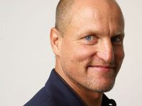 ���� ���������� (Woody Harrelson, Woodrow Tracy Harrelson) 
����������