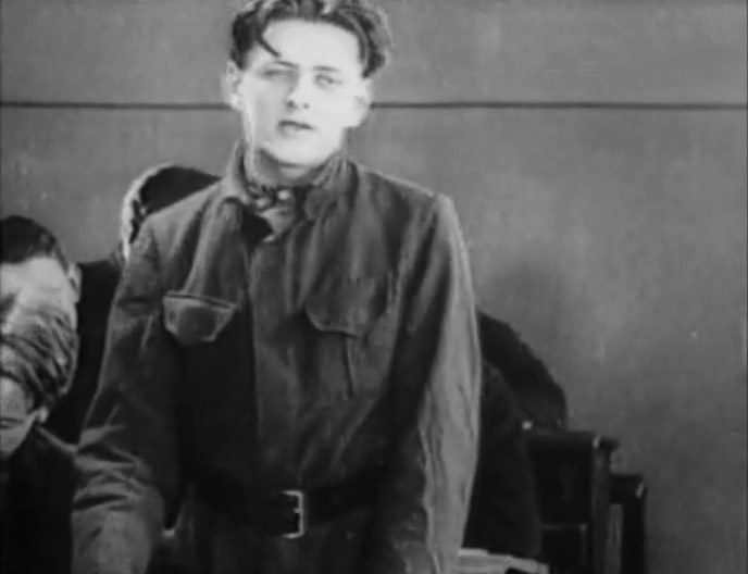   (1929)