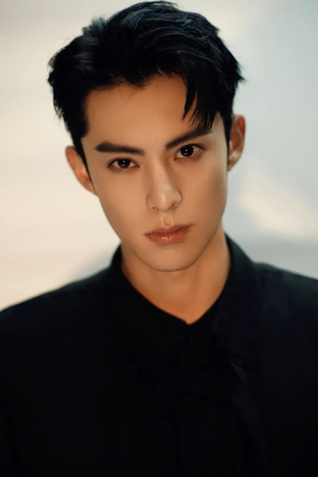 Дилан Ван (Dylan Wang, 王 鹤 棣) - актёр - фотографии - азиатские актёры - Кино-Теа