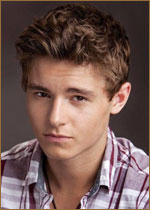   (Callan McAuliffe) 