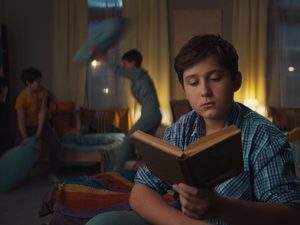 Забудьте про Колобка и Чебурашку: 6 современных детских книг, экранизированных в России