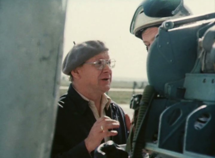     (1982)
