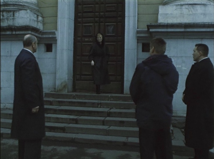    (2001)