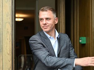 «Видимся редко, воспитаны они неплохо»: Игорь Петренко о сыновьях от Екатерины Климовой