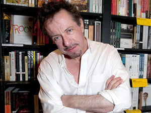 Klajv Barker Clive Barker Scenarist Rezhissyor Prodyuser Aktyor Novosti Gollivudskie Prodyusery Kino Teatr Ru